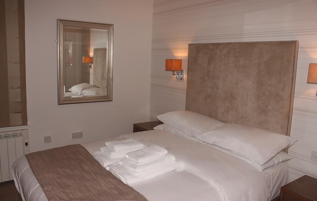 Mccafferty'S Guesthouse إيلفورد الغرفة الصورة