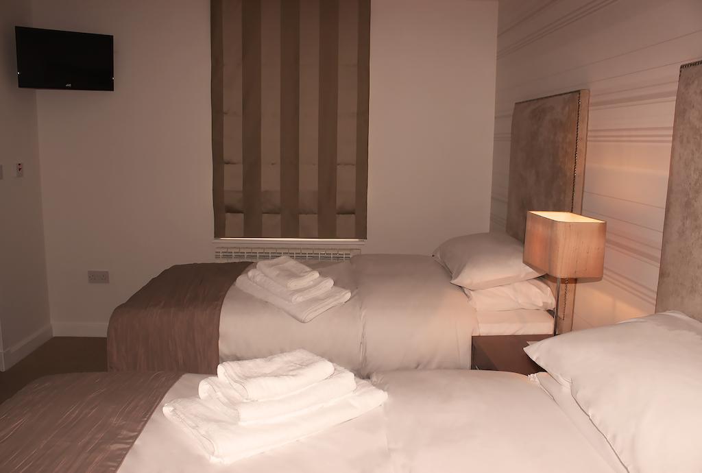 Mccafferty'S Guesthouse إيلفورد الغرفة الصورة